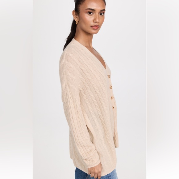 NWT Reformation Giusta Oversized Cashmere Cardigan in size small - Picture 3 of 9
